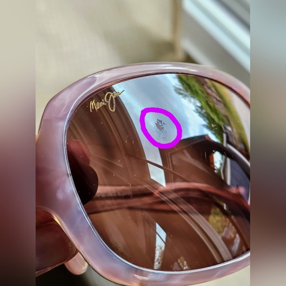 Maui Jim Rainbow Falls Polorized sunglasses with case. - Picture 15 of 16